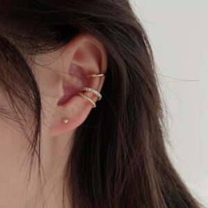 Luxe French – style Piercing – free Silver Ear Cuff