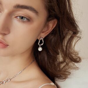 French Minimalist Teardrop Layered Necklace
