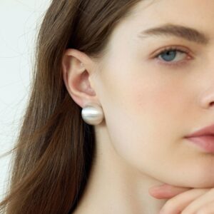 European – American Brushed Half – Circle Earrings | Luxury Versatile Accessories