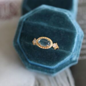 Lonely Island London Blue Topaz Ring｜Luxury Social Media Trend