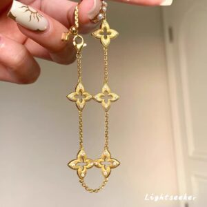 Vintage Gold Four-Leaf Clover Charm Layered Bracelet